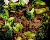 Foto langkah ke 5 dari resep Tumis Brokoli Daging Sapi.