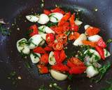 Chicken wings with spicy garlic sauce recipe step 4 photo