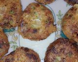 A picture of step 6 of Vegetables kabab with simple koshri rice.