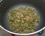 A picture of step 5 of Capsicum Egg bhurji.