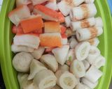 Foto langkah ke 5 dari resep Steamboat kuah Tomyam Simple.