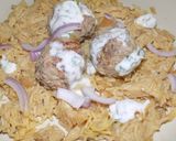 Foto del paso 9 de la receta: Albóndigas turcas sobre arroz con salsa de yogur