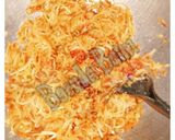 Foto langkah ke 5 dari resep Tumis Kates/Pepaya Muda + Udang Rebon Kering.