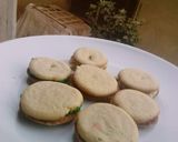 A picture of step 6 of Vanilla sugar cookies.