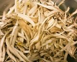 A picture of step 1 of Chicken with Worcestershire Sauce Stir-Fry on Maitake Mushrooms and Bean Sprouts.