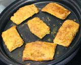 A picture of step 5 of Instant Apple Pies or Turnovers under 30 mins.