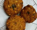 A picture of step 10 of South Indian Chana Dal Pakoda (Vada).