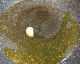 Foto del passaggio 2 della ricetta Tagliatelle stracciatella e bottarga