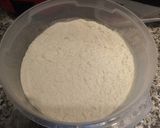 Foto del paso 2 de la receta: Hacer masa de pizza casera y rellenarla. Hacer la masa a mano o con la Amasadora de pan