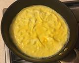 Omurice (Cơm chiên cuộn trứng) bước làm 4 hình