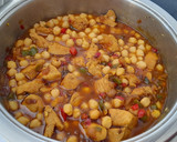 Foto del paso 5 de la receta: Pollo al curry con garbanzos