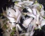 વેજીટેબલ હક્કા નુડલ્સ (Veg Hakka Noodles Recipe In Gujarati) રેસીપી સ્ટેપ3ફોટો