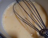 Foto langkah ke 3 dari resep Pie susu teflon.