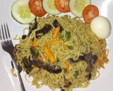 A picture of step 3 of Noodles with left over suya.