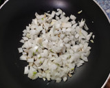 Foto del paso 1 de la receta: Curry de judías blancas con verduras y tomate