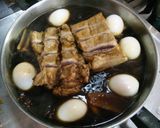 รูปขั้นตอนการทำที่ 2 ของ ข้าวหน้าหมูพะโล้