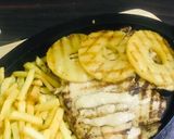 A picture of step 10 of Chicken Hawaiian steak with pineapple 🍍.