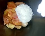 A picture of step 3 of Aloo Anday Ka Salan.