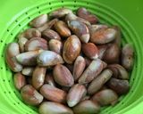 A picture of step 1 of Spicy Jackfruit Seeds Roast – Kerala Style.