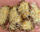 Foto del paso 4 de la receta: Chuletas gratinadas con queso y alcachofas fritas