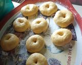 Foto langkah ke 4 dari resep Donat lembut.
