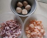 Foto langkah ke 1 dari resep Tomyam seafood.