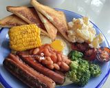 Gambar langkah 10 resipi Ultimate Big Breakfast.
