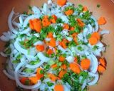 Foto del paso 2 de la receta: Cazuela de pescado de aparejo con patatas y ajos tiernos