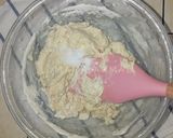 Foto langkah ke 3 dari resep Adonan Roti tanpa Ulen dengan Margarin.
