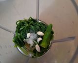 A picture of step 2 of Palak Paneer.