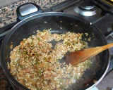 Foto del paso 8 de la receta: Arroz con pechuga de pollo a los tres currys
