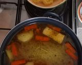 1928. Csirkemell leves grizgaluskaval ! recept fázis 3 fotója