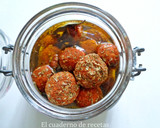 Foto del paso 7 de la receta: Bolitas de Queso en Aceite & Especias