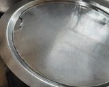 A picture of step 8 of Vidarbha special Nagpuri style Wanga batata Saoji masala bhaji.