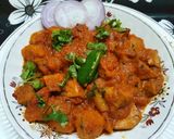 A picture of step 3 of Restaurant Style Raw Jackfruit Masala.