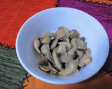 Foto del paso 4 de la receta: Solomillo Wellington con castañas
