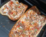 عکس مرحله 2 از دستور پیتزا با نان ساندویچ🥖