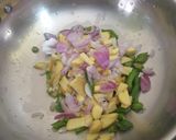 मटर पोहा(mutter poha recipe in hindi) रेसिपी चरण 2 फोटो
