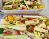 Hình bước làm 6 của món Chân gà ngâm sả tắc