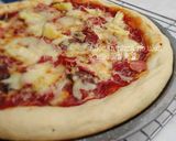 Foto langkah ke 8 dari resep Pizza home-made no ulen.
