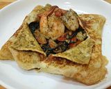 รูปขั้นตอนการทำที่ 12 ของ พาสต้าดำแกงเขียวหวานกุ้งห่อไข่