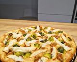 Foto del passaggio 5 della ricetta Focaccia salsiccia e cavoletti di Bruxelles con provola 🐽🥦🧀