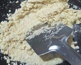 A picture of step 3 of Apple Mawa Burfi.