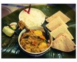 A picture of step 11 of Gondhoraj Chicken or Lebu-Lanka Chicken Curry.