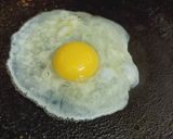 A picture of step 1 of Half fry sandwich.