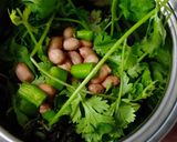 A picture of step 3 of Mint & Coriander Chutney.
