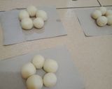 Foto langkah ke 5 dari resep Donat Mochi.