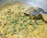 A picture of step 11 of Methi Matar Malai.