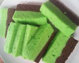 Foto langkah ke 8 dari resep Brownies Coklat Pandan.