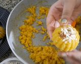 મેંગો કોકોનટ લાડુ (Mango Coconut Ladoo Recipe In Gujarati) રેસીપી સ્ટેપ5ફોટો